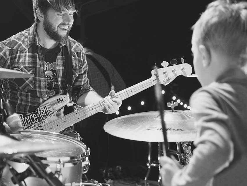 The Musicians Woodshed Guitar Lessons